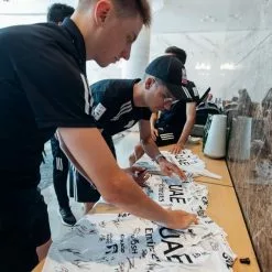 Pissei Cappellino UAE Team Emirates 2023 Nero Bianco 12 Pissei Cappellino UAE Team Emirates 2023 Nero Bianco -Vendite Biciclette MTB pissei detalle2